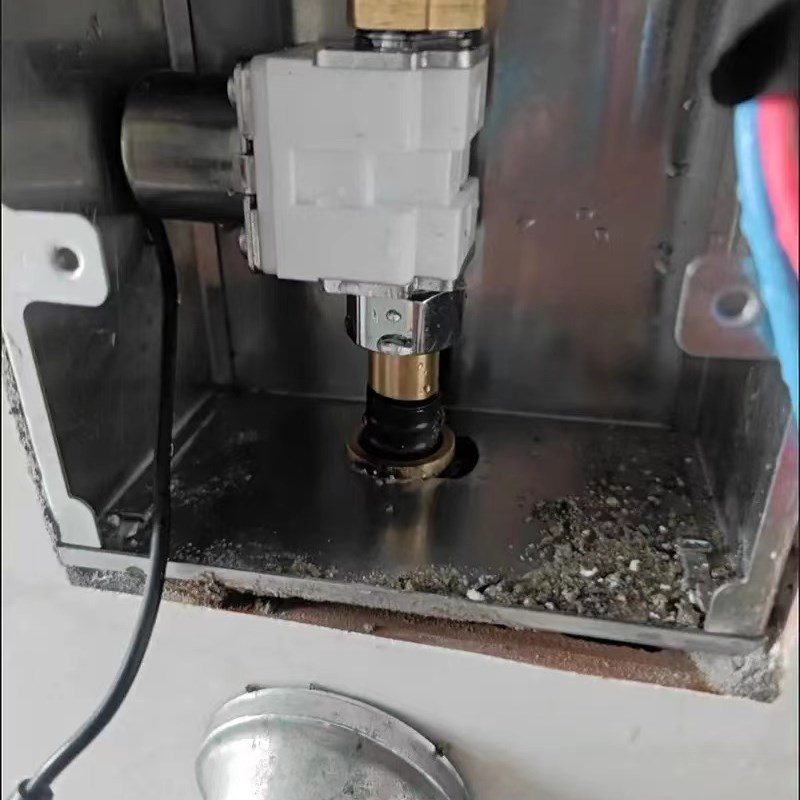 小便感应器自动冲水小便斗感应器电池变压器暗装小便感应器