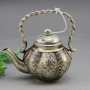 古玩铜器工艺品家居摆件白铜做旧复古暗八宝手提酒壶茶壶摆件做旧