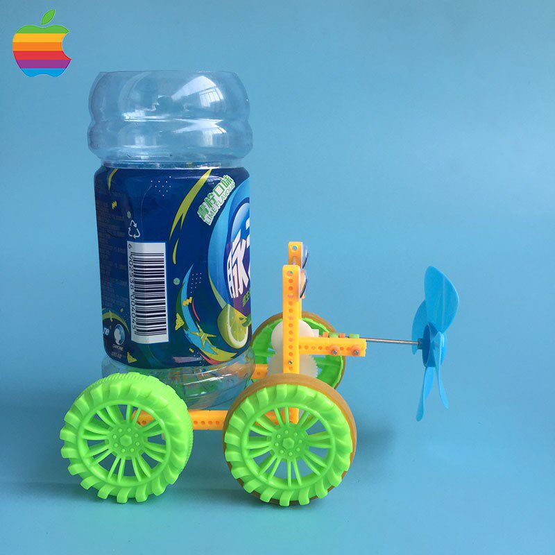 DIY迎风小货车 逆风小车 环保手工小发明 科技作品 风动力车比赛