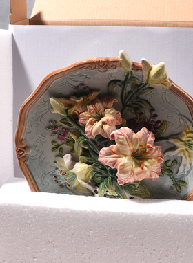 方亚百合陶瓷挂盘装饰盘挂盘电视柜玄关摆饰新房装饰品家居饰品