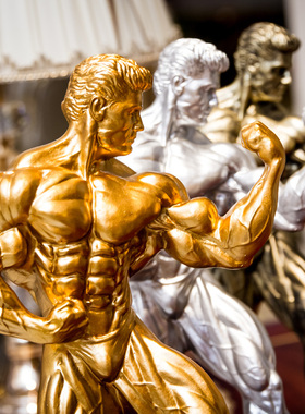 拳王肌肉男健美先生健身比赛奖杯大力士雕塑健身房装饰品奖品