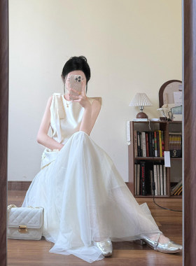 白色连衣裙女法式高级感领证穿搭绝美订婚礼服裙气质重工生日裙子