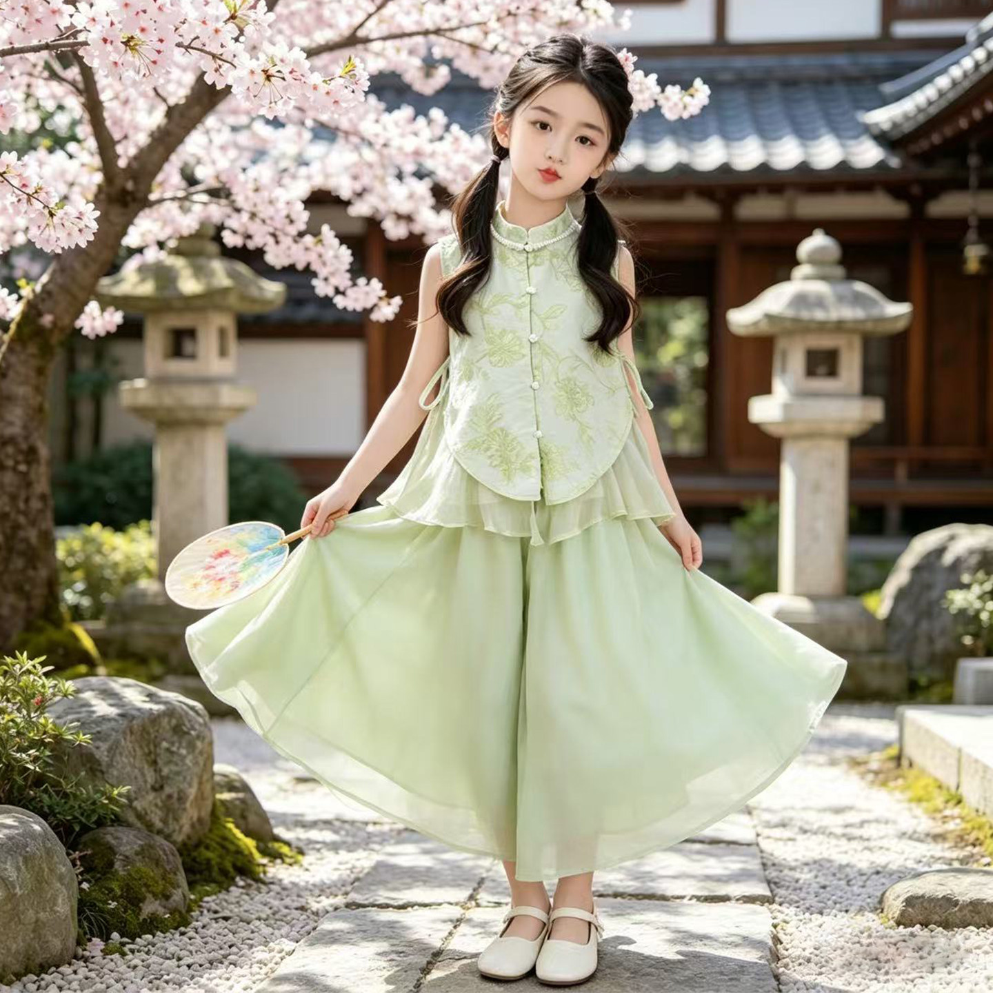 新中式国风汉服女童新款亲子绿色刺绣立领小女孩春夏阔腿裤两件套