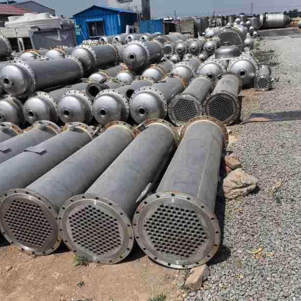 现货供应列管冷凝器石墨冷凝器316/304/钛材不锈钢冷凝器