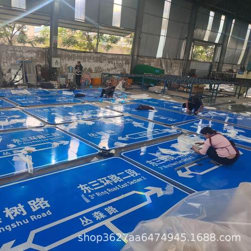 成都标志牌交安杆件道路指示牌立杆龙门架安全标识牌反光立柱式