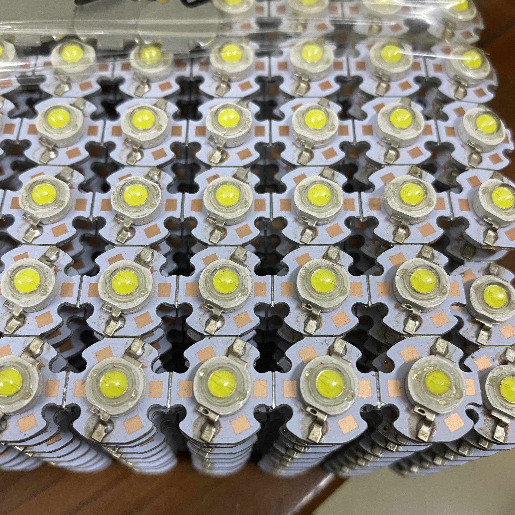 3W灯珠LED金丝灯珠带铝基板6000K手电筒diy光源发4个价