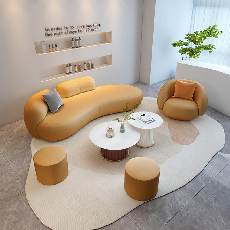办公沙发休息区接待美容院女装服装店接待弧形设计师2025网红沙发