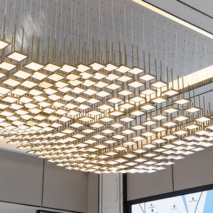 欢乐定制灯具样品屋展示中心沙盘波浪形吊灯酒店大堂宴会展厅吧台