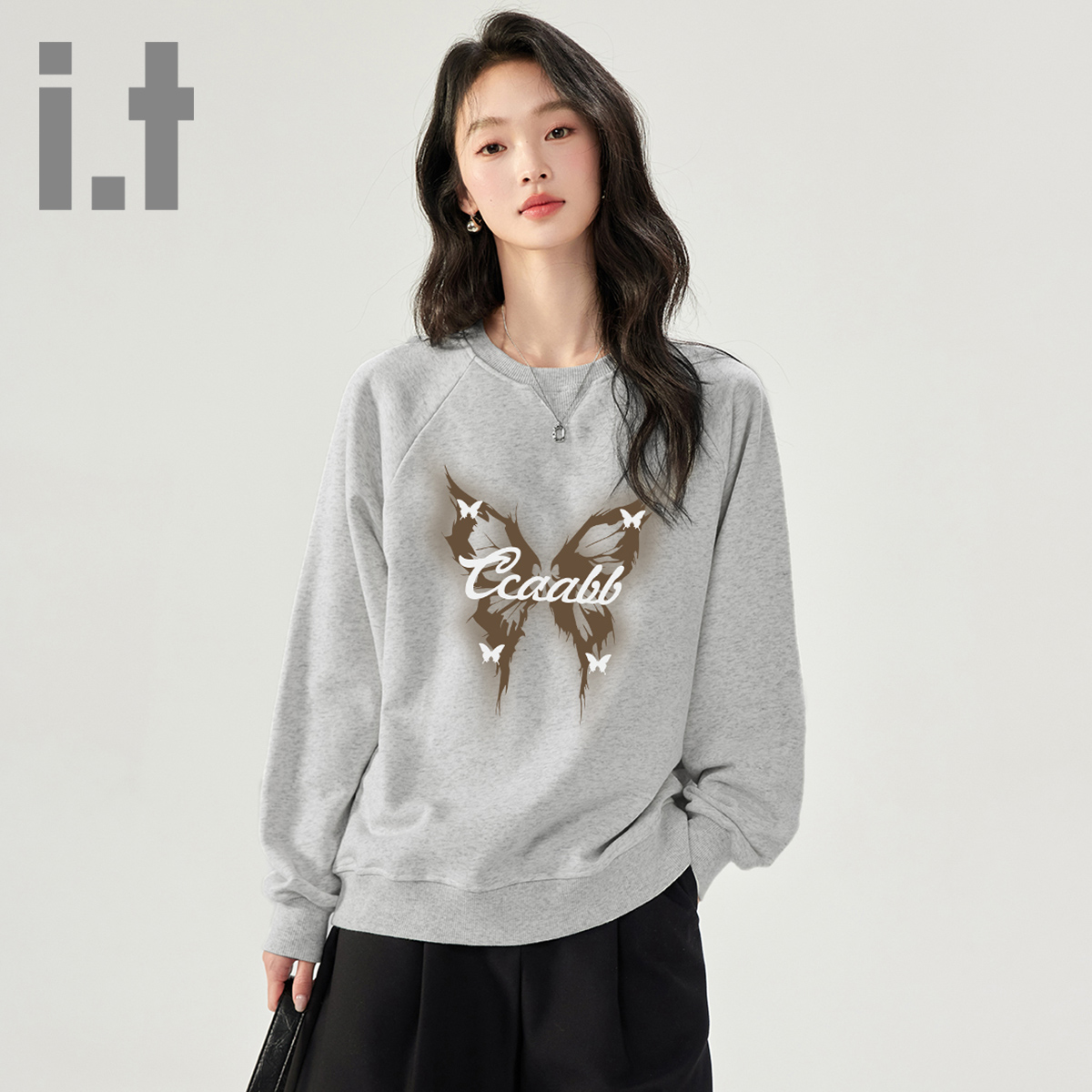 it ccaabb春秋美式复古蝴蝶设计印花纯棉卫衣女装圆领套头上衣K