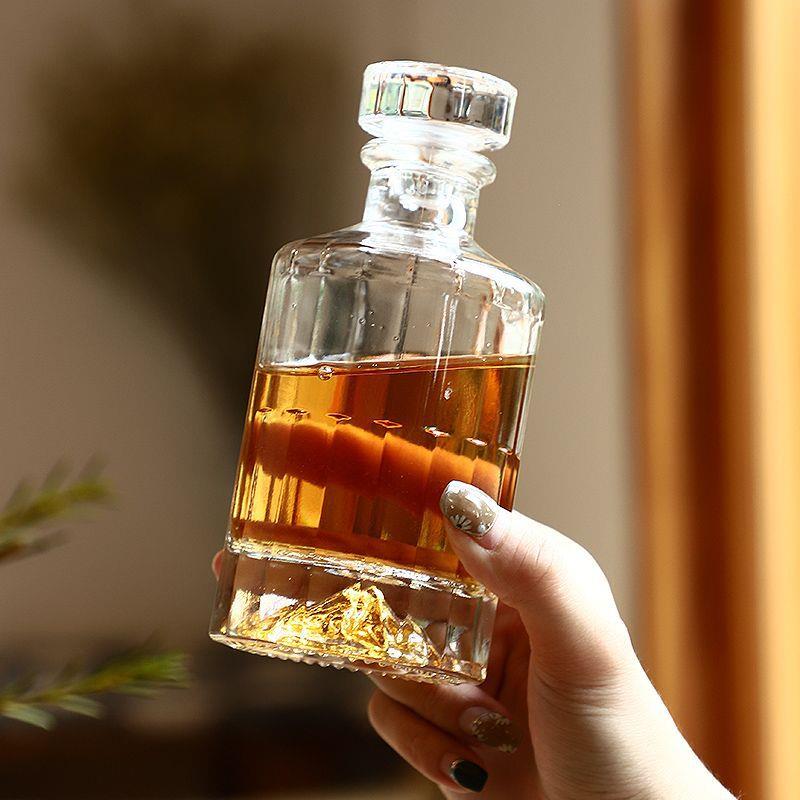 高级酒瓶空瓶创意观山中式茶馆玻璃瓶酒瓶小酒杯托盘套装分装容器