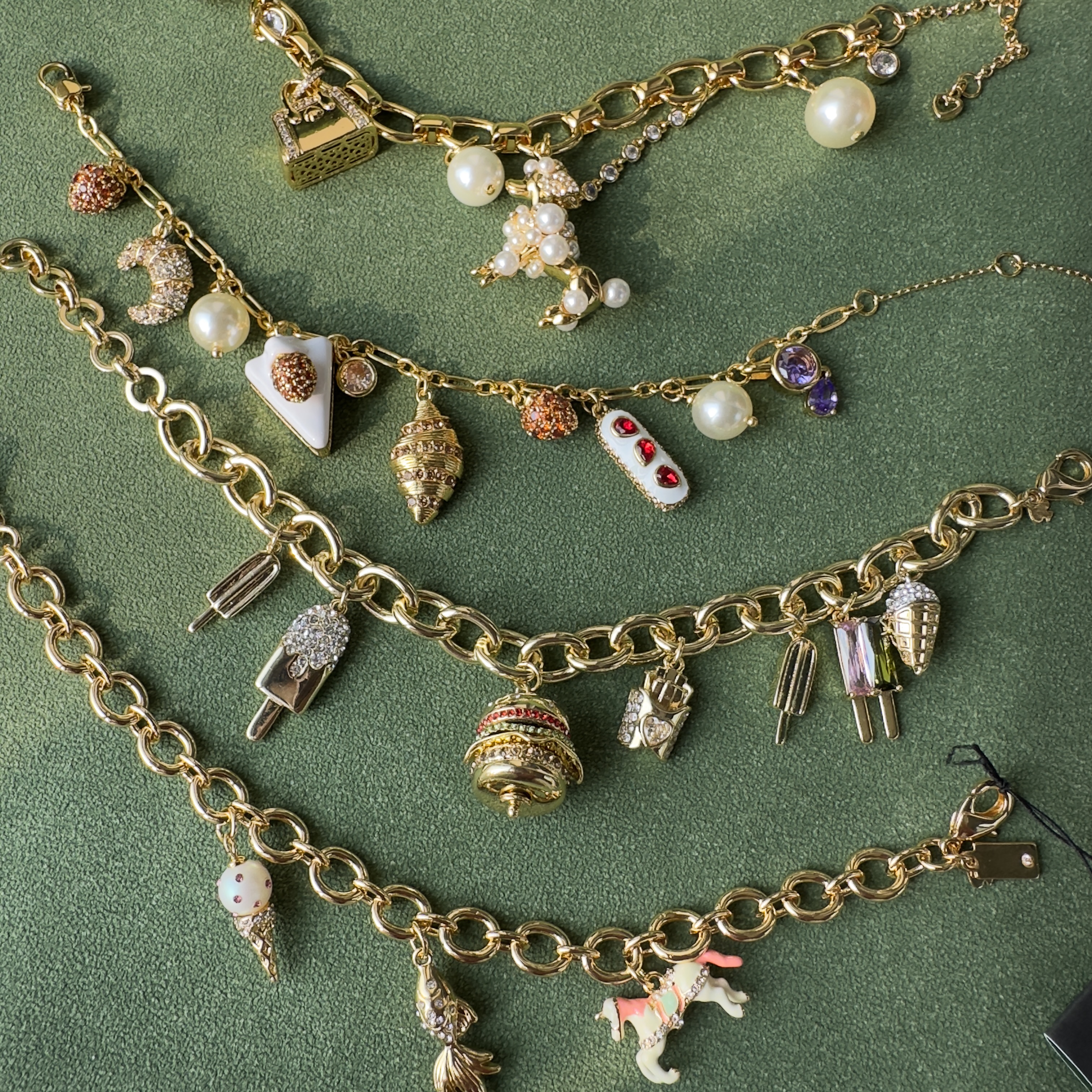 K系列出口欧美牛角包手链耳坠汉堡包手链耳坠富贵狗手链耳坠合集