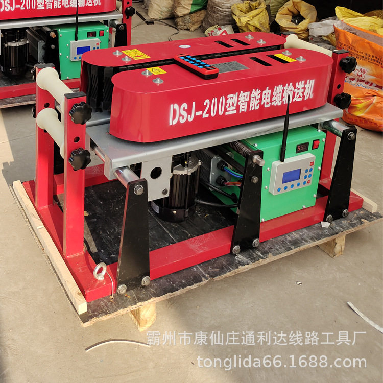 桥架遥控小型线缆传送机DSI-180大功率汽油牵引放线机