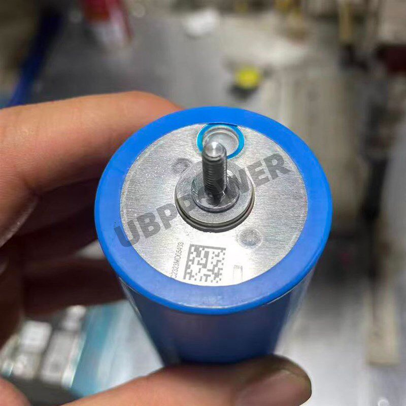 C40/C33锂电池20Ah5Ah磷酸铁锂电芯圆柱适用电动车摩托车三轮车