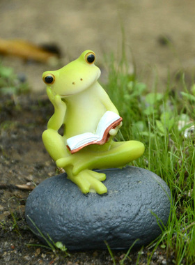 治愈青蛙创意爱小公仔办公桌面花盆栽庭院造景微景观装饰品