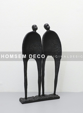 样板间客厅黑色铸铁物雕塑样品屋展示中心书房书柜书桌软装饰工艺