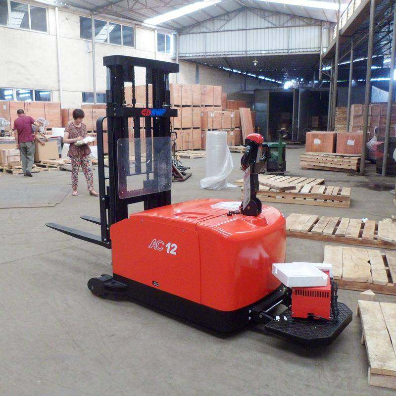 合力CDD06-970平衡重式堆高车站驾式无支腿全电动升降叉车堆垛车