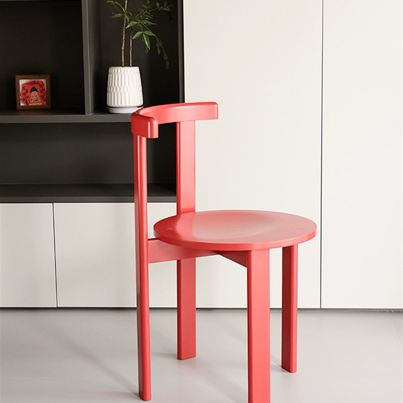 家用设计师餐椅现代彩色圆书桌椅奶油风复古咖啡厅餐桌实木椅子