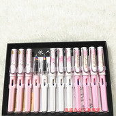 依正姿擦笔摩易擦摩磨热易消自带钢笔卡通款 方便省事