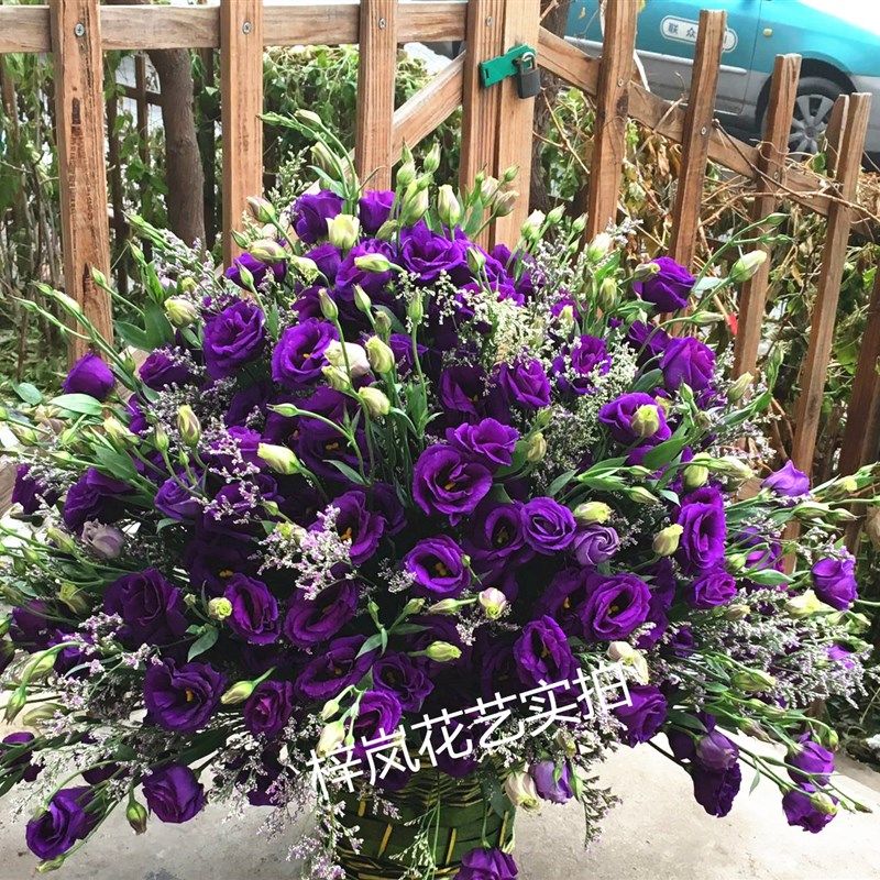 天津鲜花速递实体花店会议桌摆台摆礼仪演讲台花商务宴会餐桌鲜花