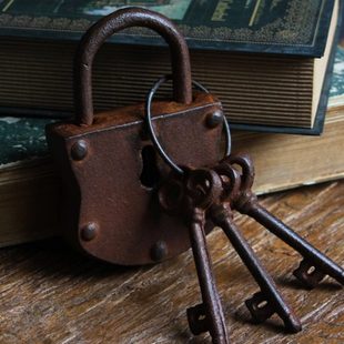 复古怀旧老物件铁艺铸铁钥匙老锁子酒吧民宿家居庭院墙上装饰挂件