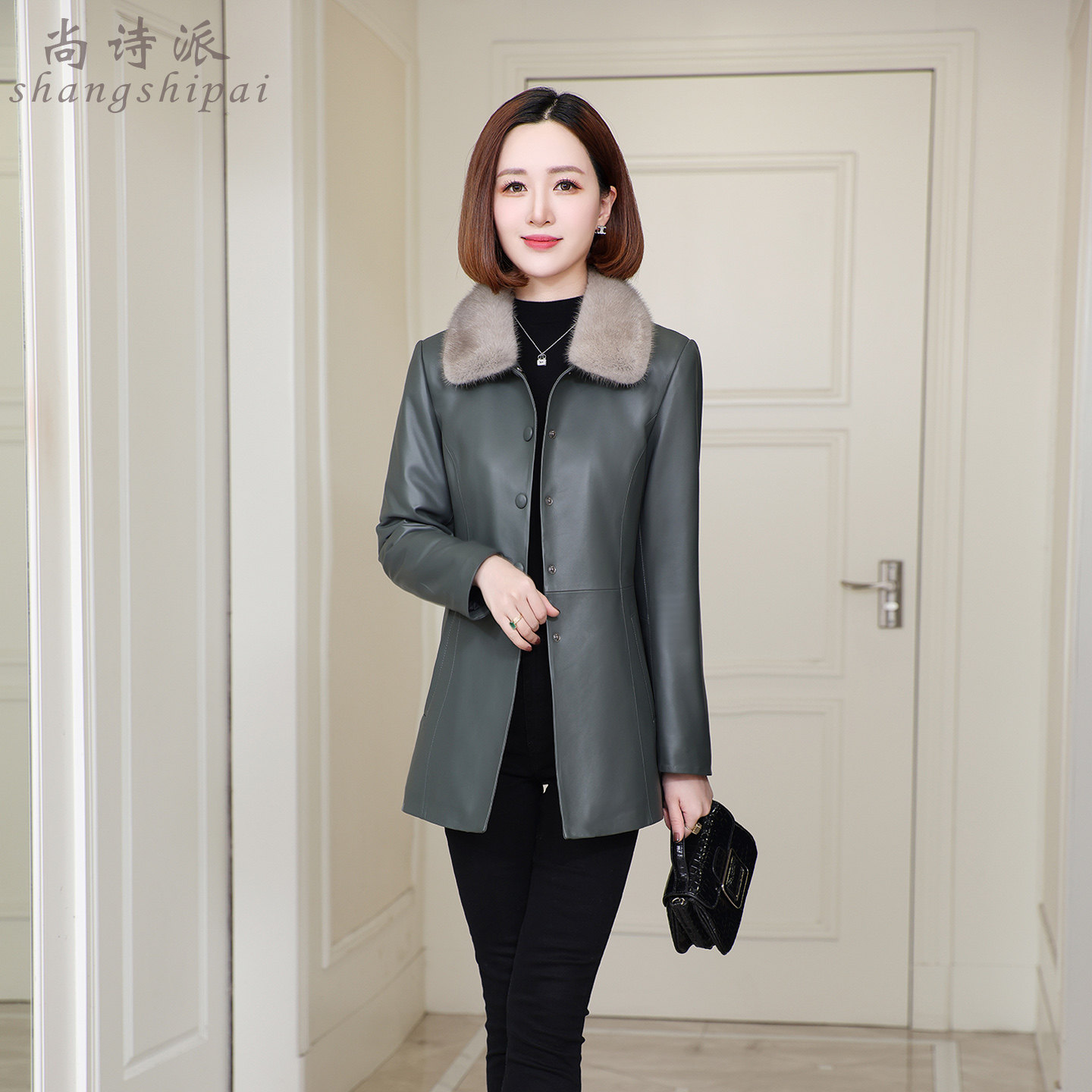 真皮羽绒服女2025冬季新款毛领可拆卸绵羊皮皮衣中长款修身外套