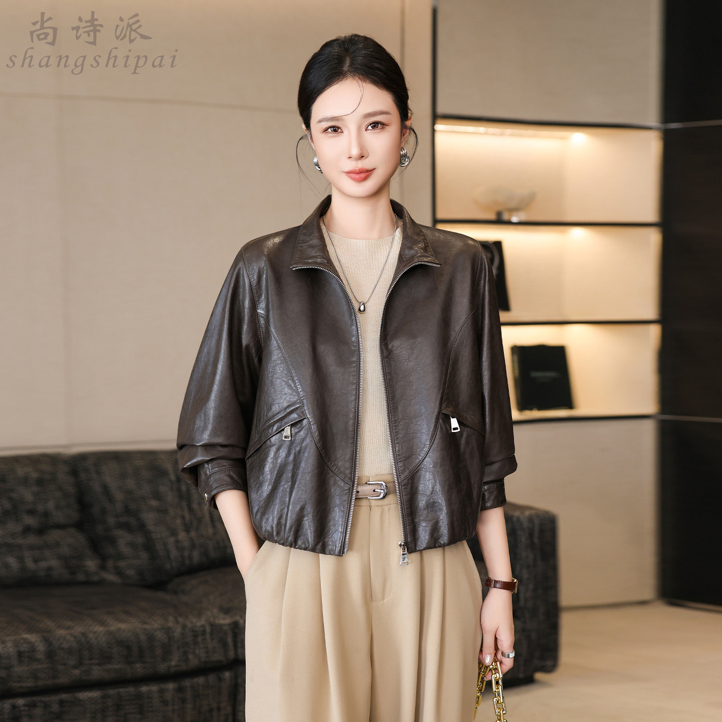 头层绵羊皮短款宽松显瘦女皮衣