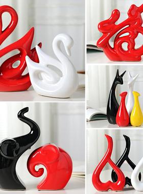 采购产品创意饰品，家居饰品，酒柜饰品，客厅卧室陶瓷工艺品，简