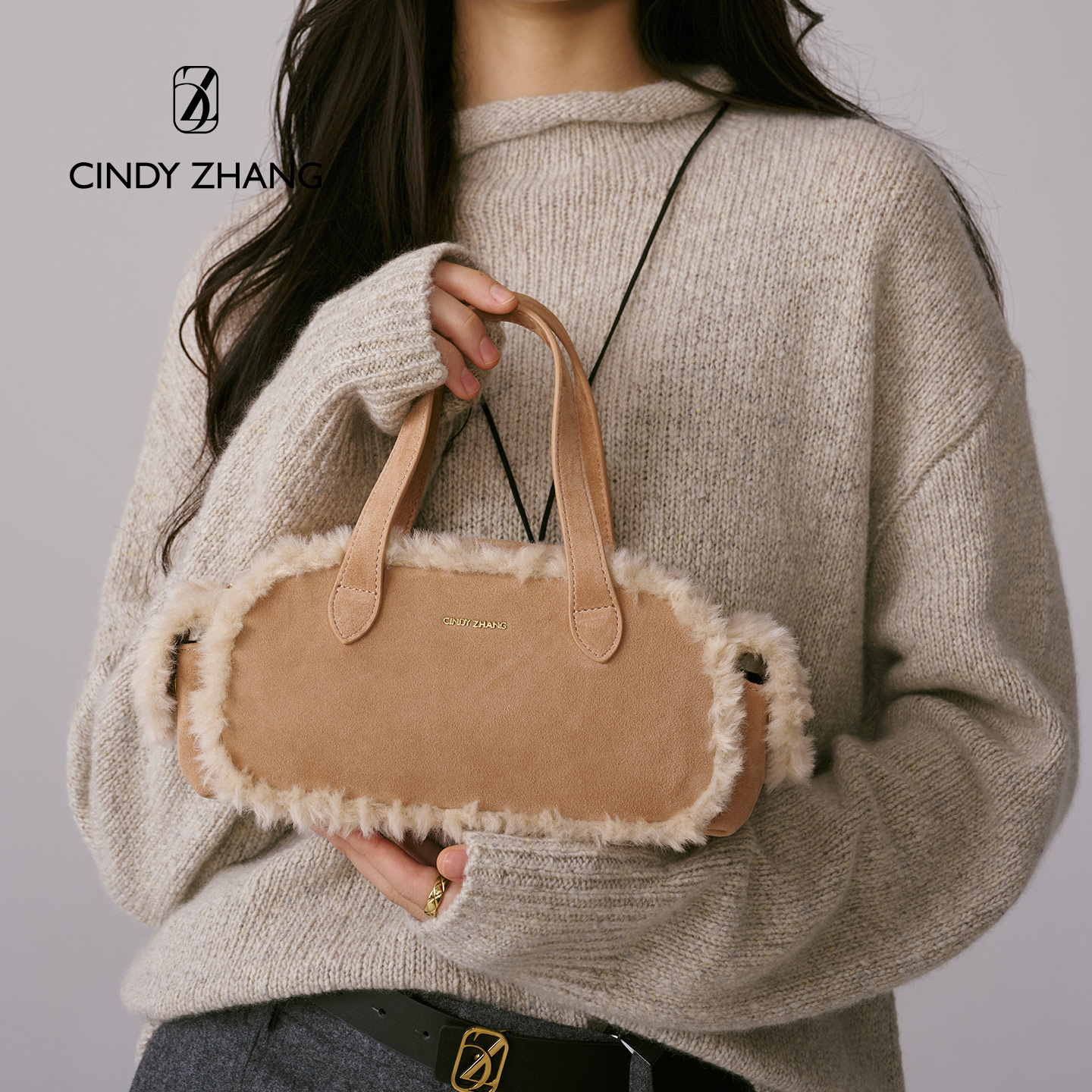 【安悦溪同款】CINDY ZHANG2025秋季手提单肩毛茸茸羊羔法棍包