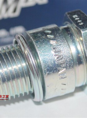 NGK铱金火花塞BPR8HIX应E6TC 4114 BP7HS BPR8HS BP8HS-10 BP8HS