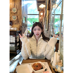 jijilulu积极璐 暖冬奶糕 15绵羊毛厚实短外套菱格立领显瘦百搭