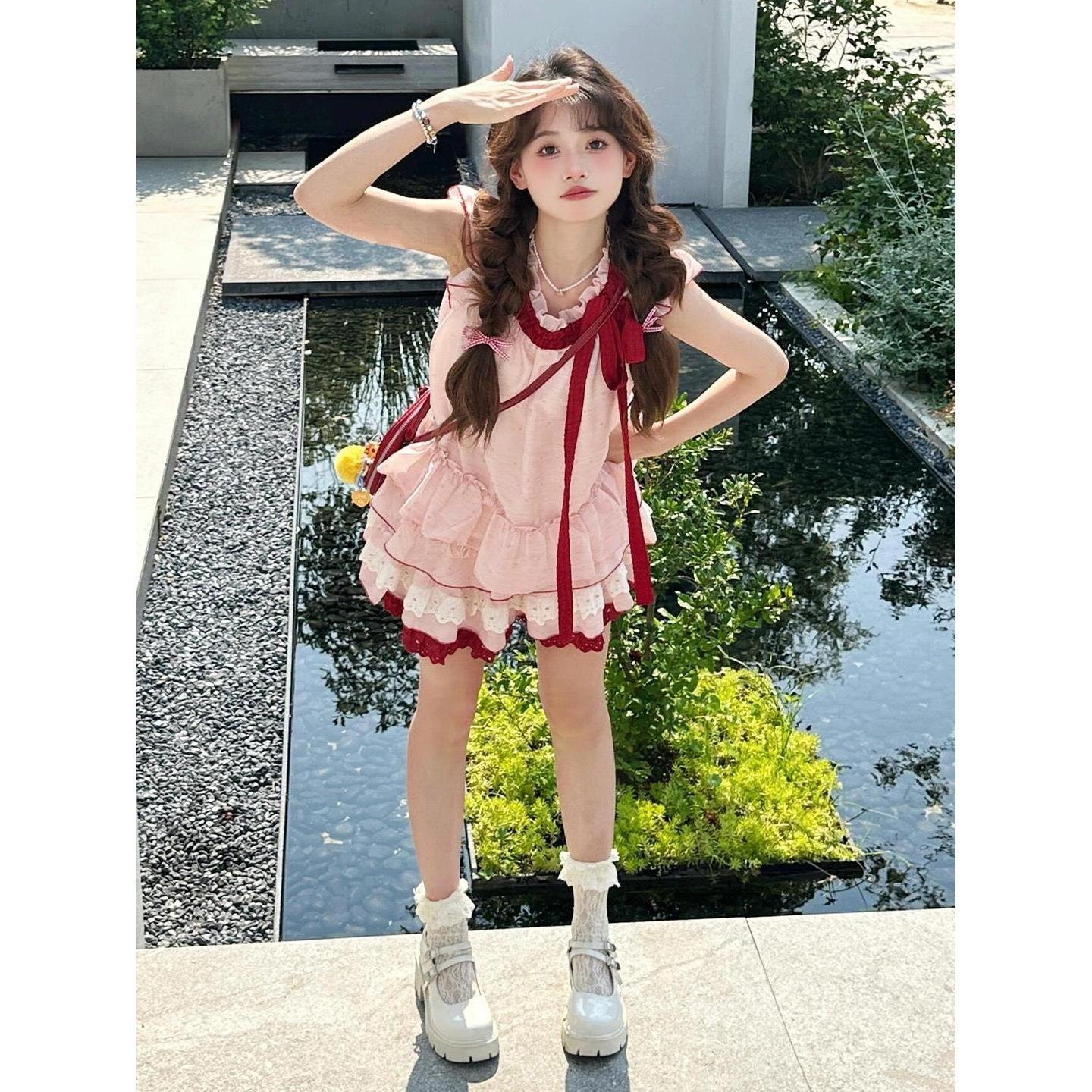 法式小飞袖粉色连衣裙子女夏季2025新爆款小个子蛋糕短裙两件套装