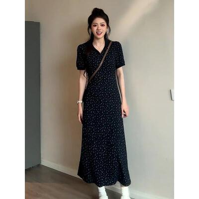 大码法式V领碎花连衣裙女2025夏季新款胖mm显瘦甜美气质收腰A字裙