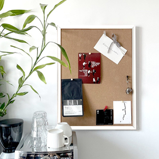 软木板照片墙背景记事图钉白色边框黑色边框挂式水松板办公布告定