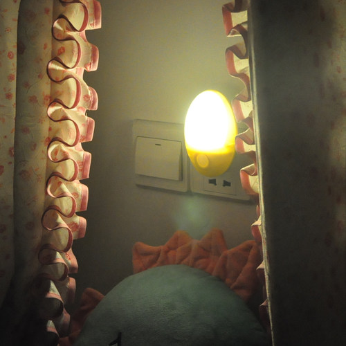 智能插电体光控感应式过道床头壁灯