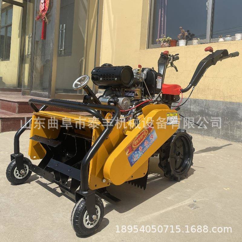 新款四驱多功能小型汽油除草机果园锄草开沟松土旋耕微耕机