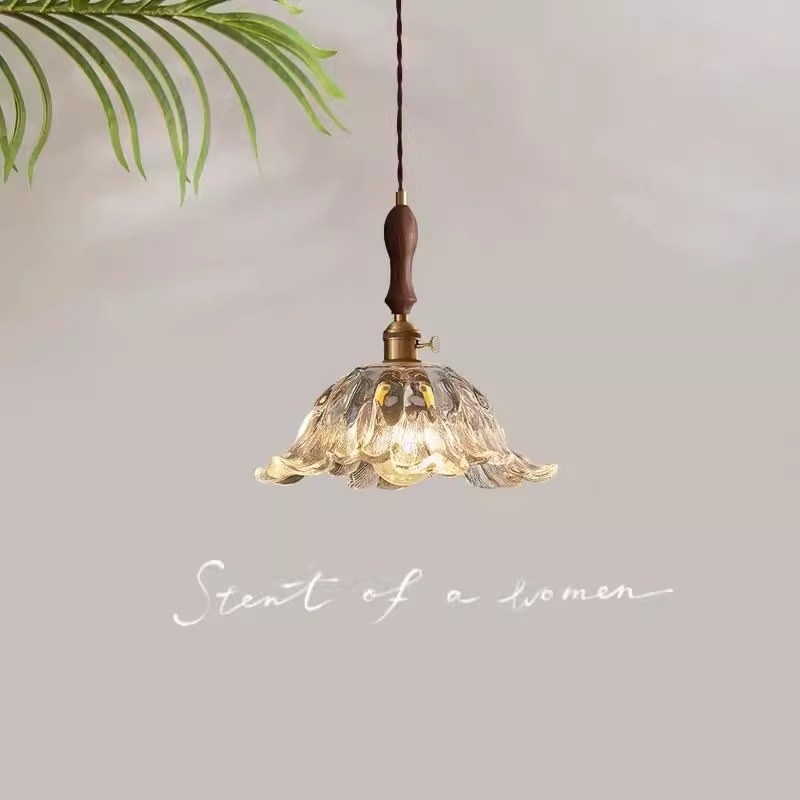 法式复古花朵玻璃吊灯中古胡桃木餐厅吧台黄O铜灯日式民宿过道玄