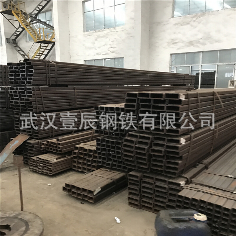 钢材武汉热卖 扁铁管 扁管12Cr1MoVA 方钢管价格 价格表 镀锌管