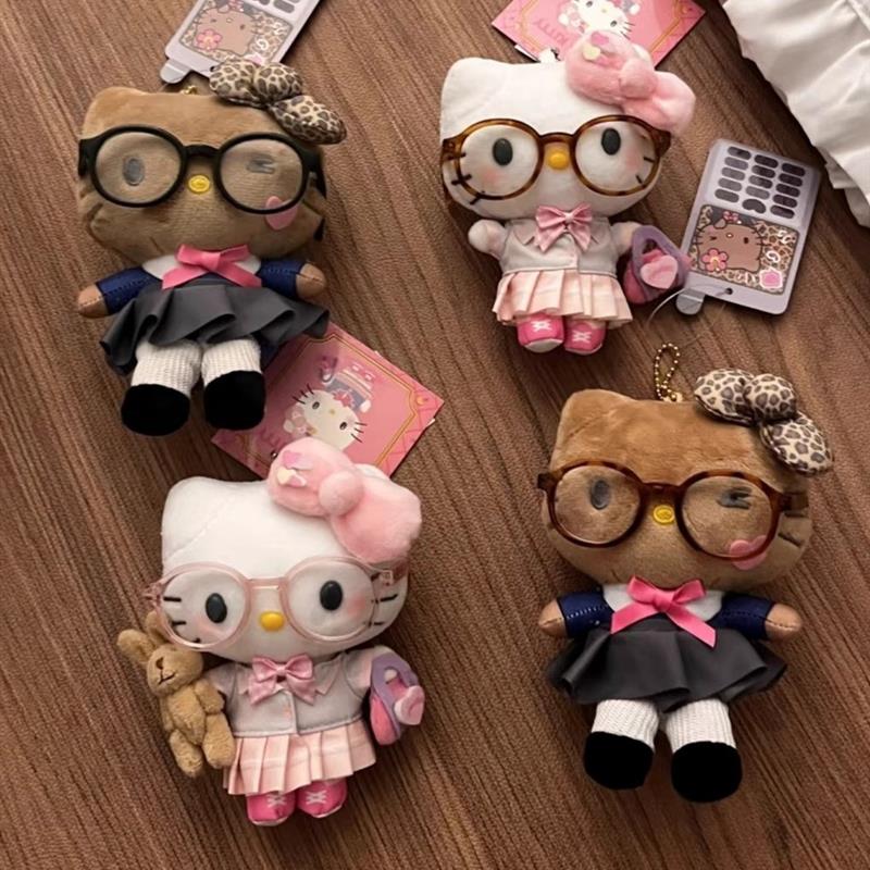 日本黑皮JK制服hellokitty猫挂件包包书包挂饰公仔可爱小玩偶