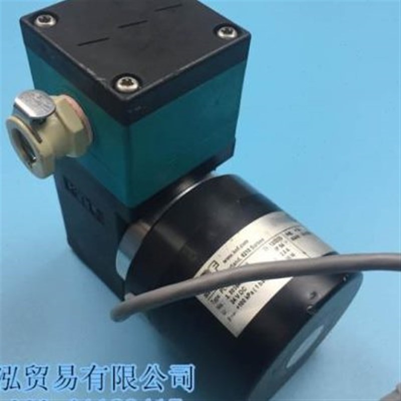 美国PL10689-NF 300直流24V M无刷隔膜泵防腐蚀泵化工泵