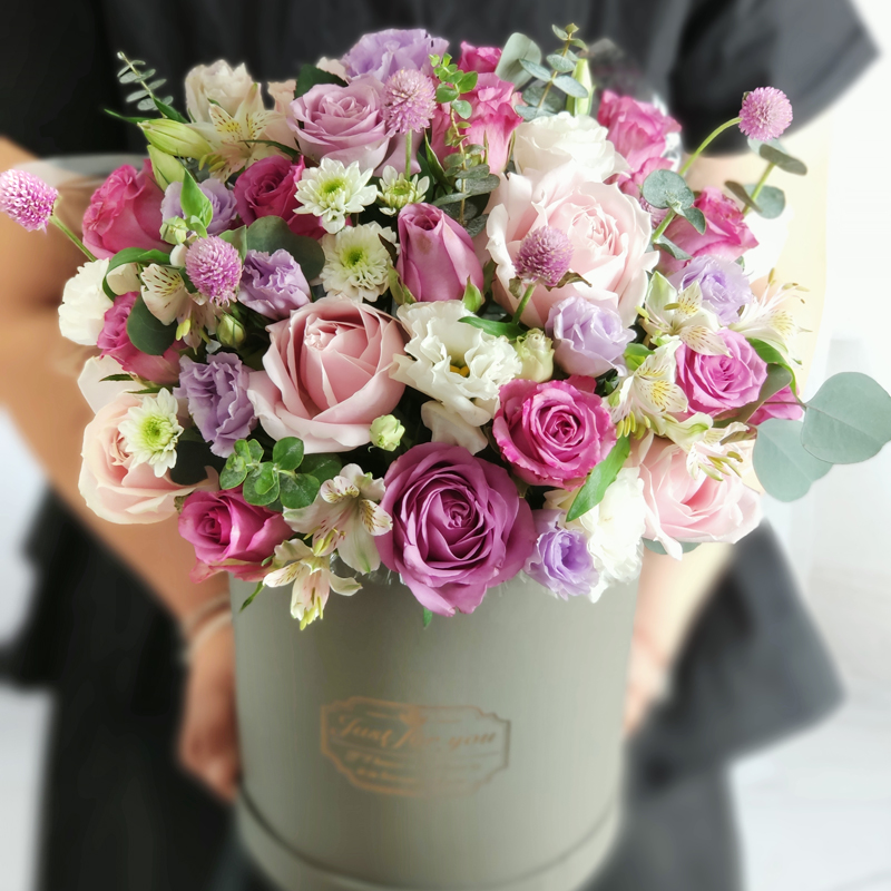 北京同城鲜花速递玫瑰花束韩式礼盒抱抱桶手提花篮生日情人节配送