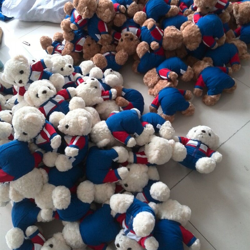 香港校服熊新款优质校服熊毕业熊加工生产可以开版出货快