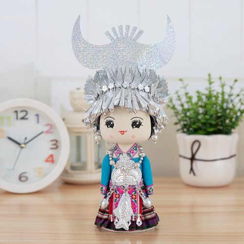 广西少数民族壮族苗族特色饰品送礼木偶娃娃纯手工艺品礼盒装