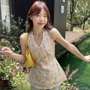 外穿上衣 韩系甜美设计感v领挂脖无袖 背心吊带女夏季 新款 碎花衬衫