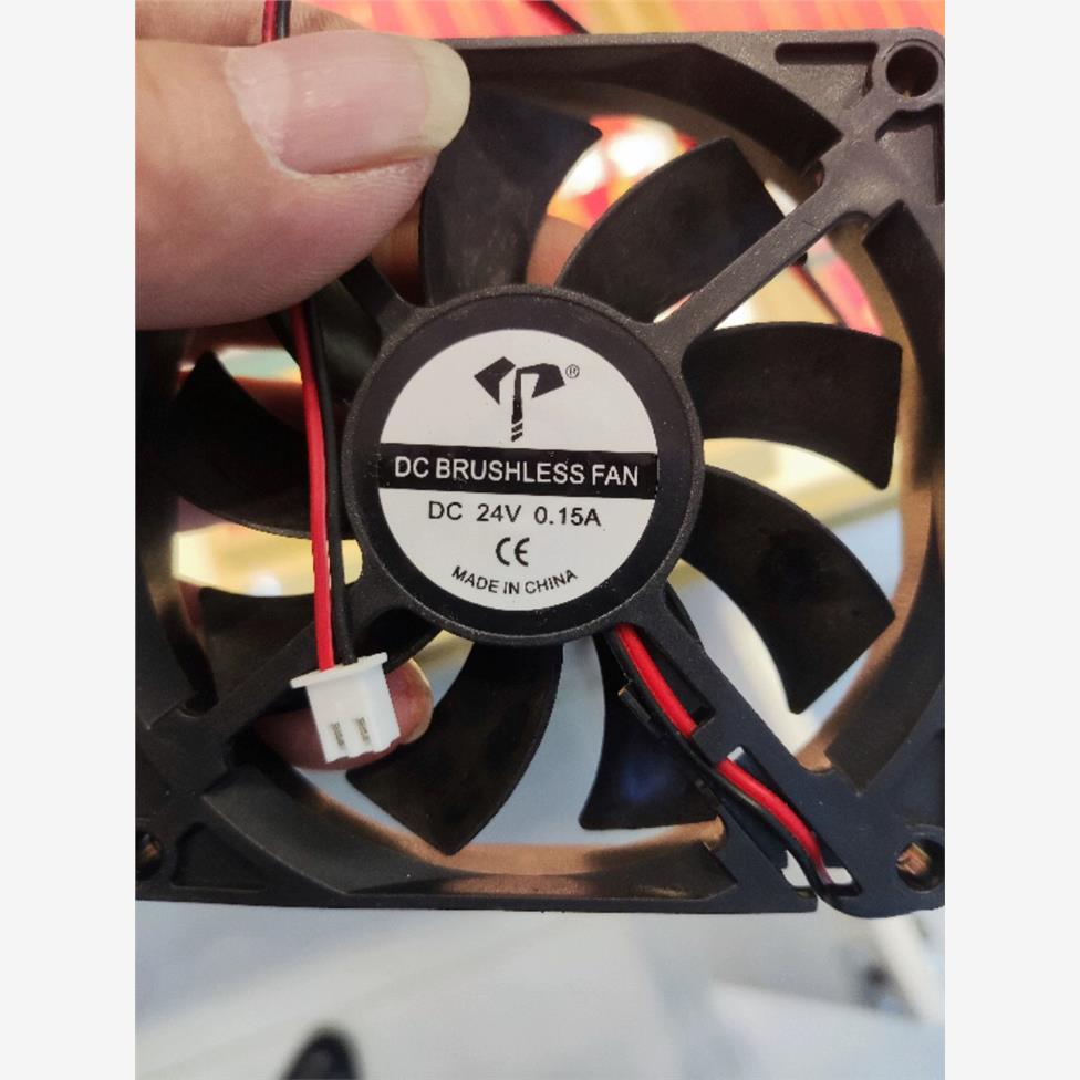 亿达全新静音8015 5V 12V 24V 8厘米/CM电脑主机机箱功放散热风扇