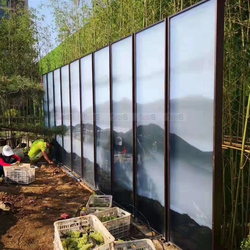 武汉厂家入d户定做钢化户外景观夹丝画玻璃夹绢画隔断窗山水大尺