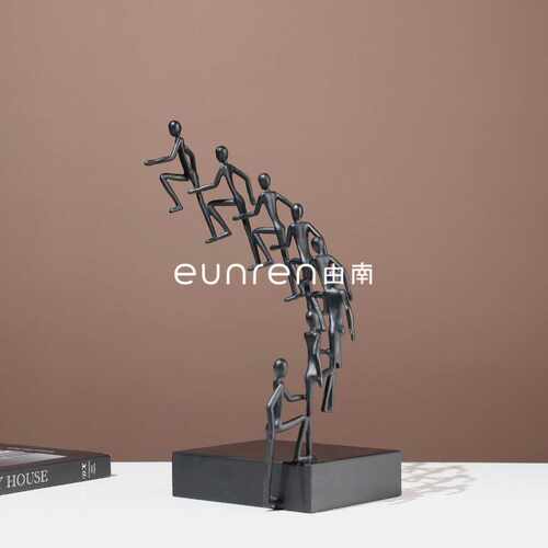 现代简约创意抽象人物雕塑金属摆件售楼处客厅软装饰品桌面摆设
