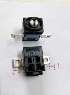 断电开关适用奔驰B-ClassB级电瓶保护器熔器0006967 004516