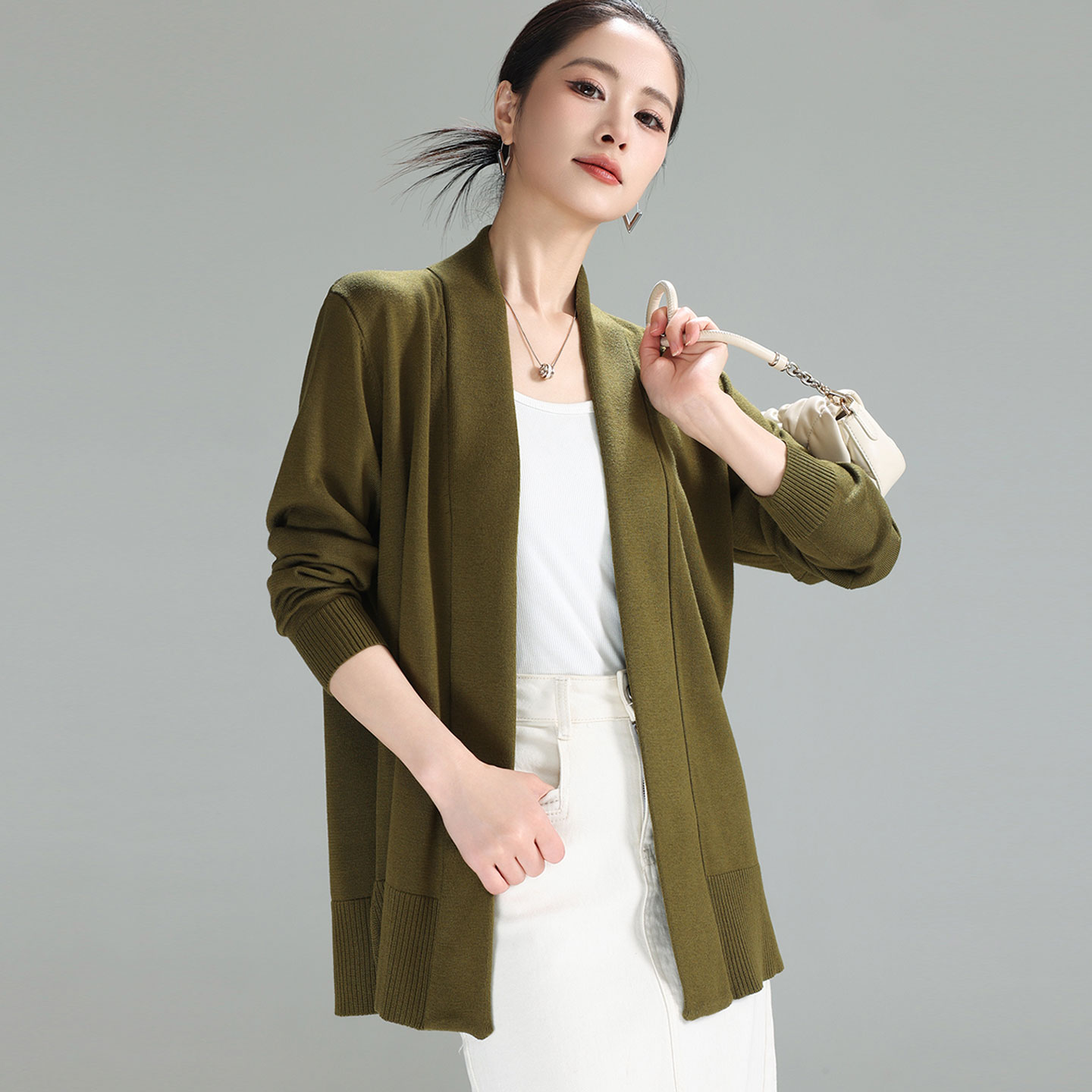 V领羊毛针织开衫毛衣外套女