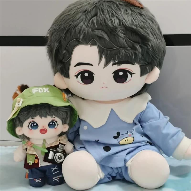 原创TFBOYS王俊凯属性明星同人40cm棉花娃娃衣毛绒换装玩偶送礼物