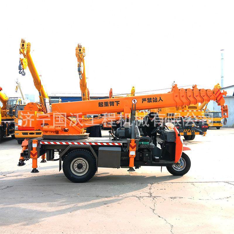 供应狭窄路段用三轮起重机农村建房三马子吊车小型吨5吨三轮吊